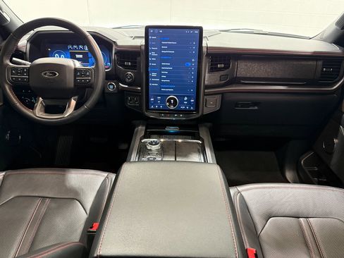 Used 2024 Ford Expedition Max Limited image 39