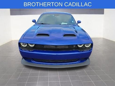 Used 2019 Dodge Challenger SRT Hellcat Redeye RWD image 2