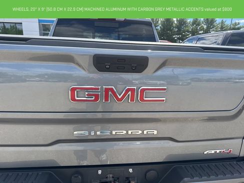 Used 2021 GMC Sierra 1500 AT4 w/ AT4 Preferred Package AWD/4WD image 7