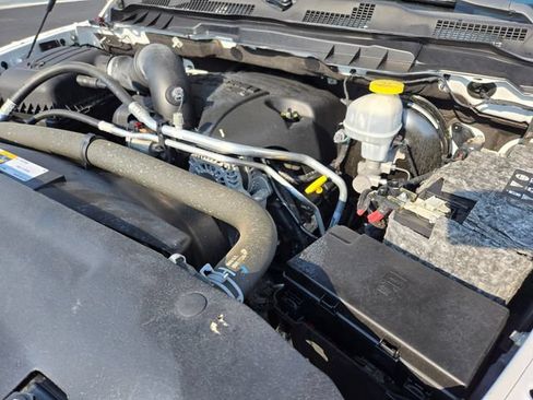 Used 2018 RAM 1500 Tradesman AWD/4WD image 28