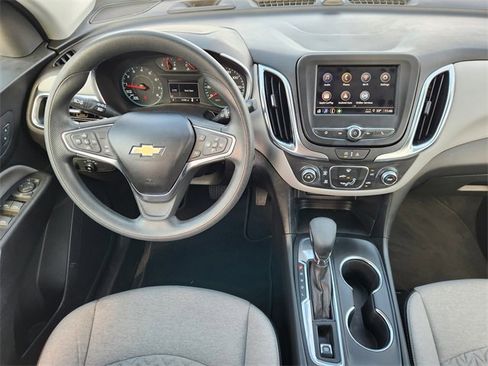 Used 2024 Chevrolet Equinox LS image 27