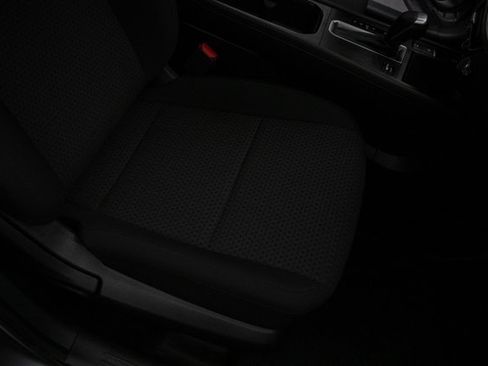 Used 2025 Nissan Kicks S image 17