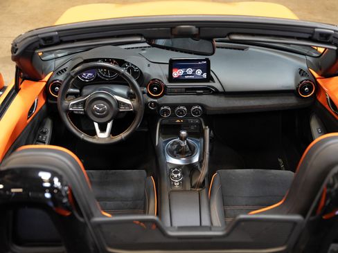 Used 2019 MAZDA MX-5 Miata 30th Anniversary image 88