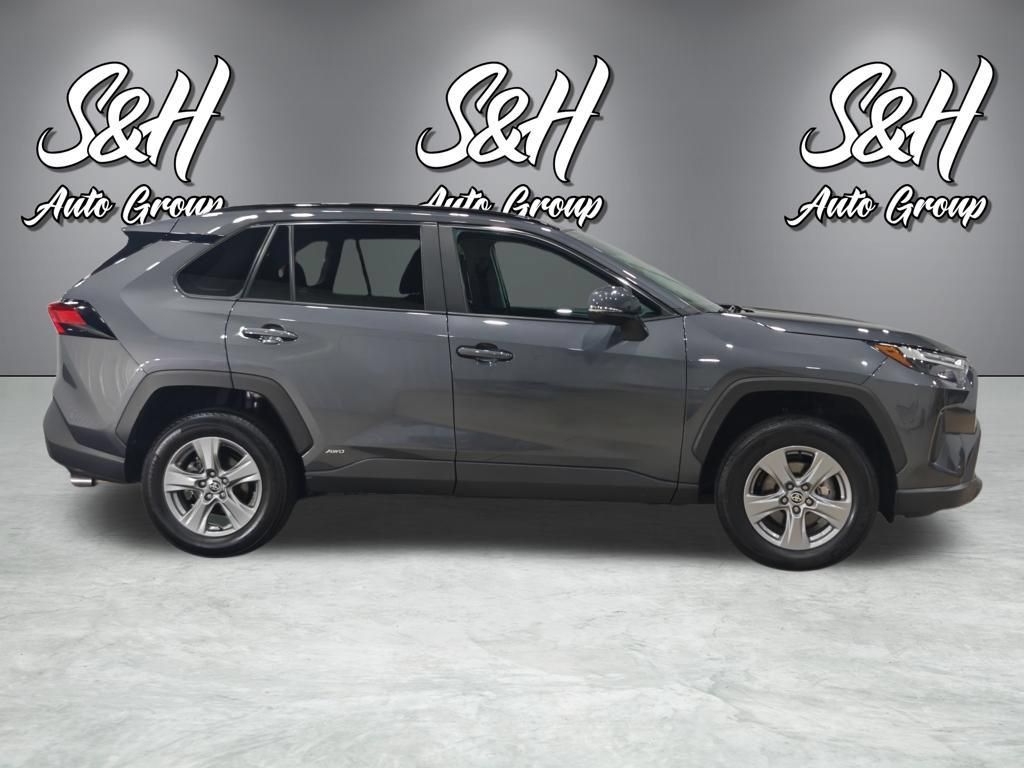 Used 2024 Toyota RAV4 XLE w/ Convenience Package AWD/4WD image 18