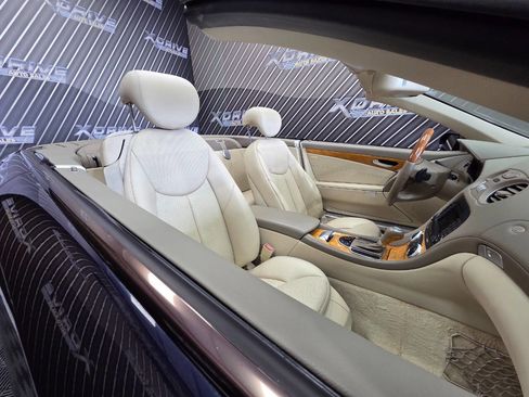 Used 2008 Mercedes-Benz SL 550 image 13