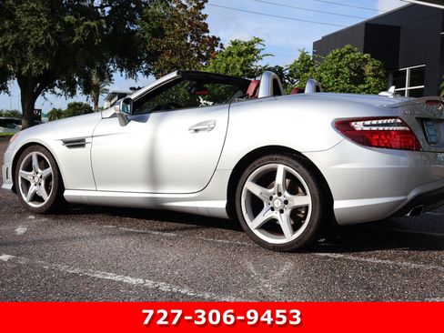 Used 2016 Mercedes-Benz SLK 300 image 7