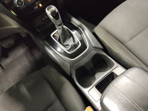 Used 2019 Nissan Rogue Sport S w/ Appearance Package image 26