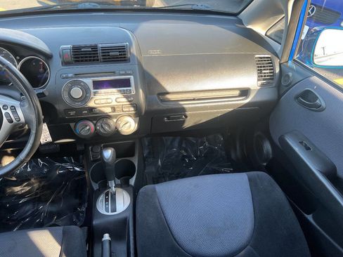 Used 2008 Honda Fit Sport image 29