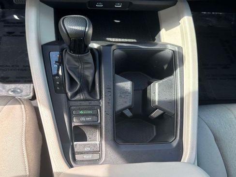 Certified 2025 Honda Accord SE image 25