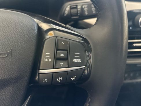 Used 2022 Ford Escape SEL w/ Technology Package AWD/4WD image 17