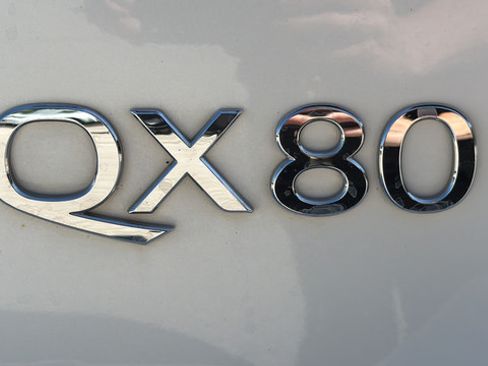 Used 2023 INFINITI QX80 Sensory w/ All-Season Package AWD/4WD image 50