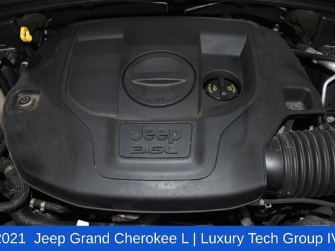 Used 2021 Jeep Grand Cherokee L Overland w/ Advanced Protech Group III image 7