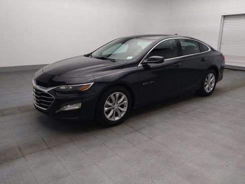 Used 2023 Chevrolet Malibu LT FWD image 2