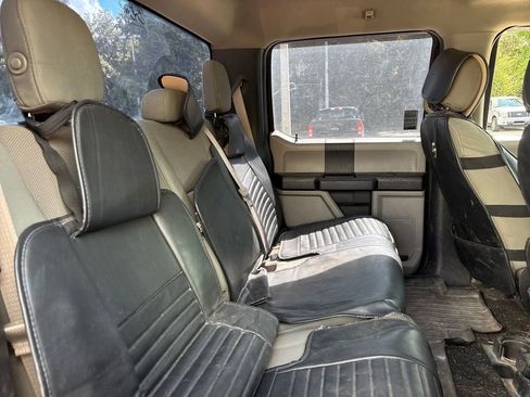 Used 2017 Ford F250 XL w/ STX Appearance Package image 28