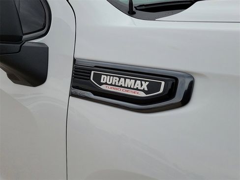 Used 2022 GMC Sierra 1500 AT4 w/ AT4 Premium Package image 13