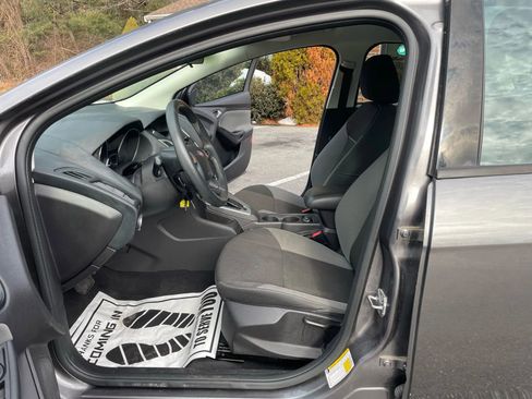 Used 2014 Ford Focus SE image 17