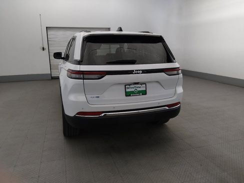 Used 2022 Jeep Grand Cherokee Limited 4xe image 6