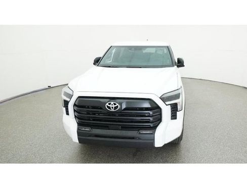 New 2026 Toyota Tundra SR5 AWD/4WD image 15