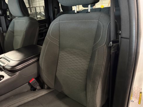 Certified 2025 RAM 2500 Big Horn AWD/4WD image 47