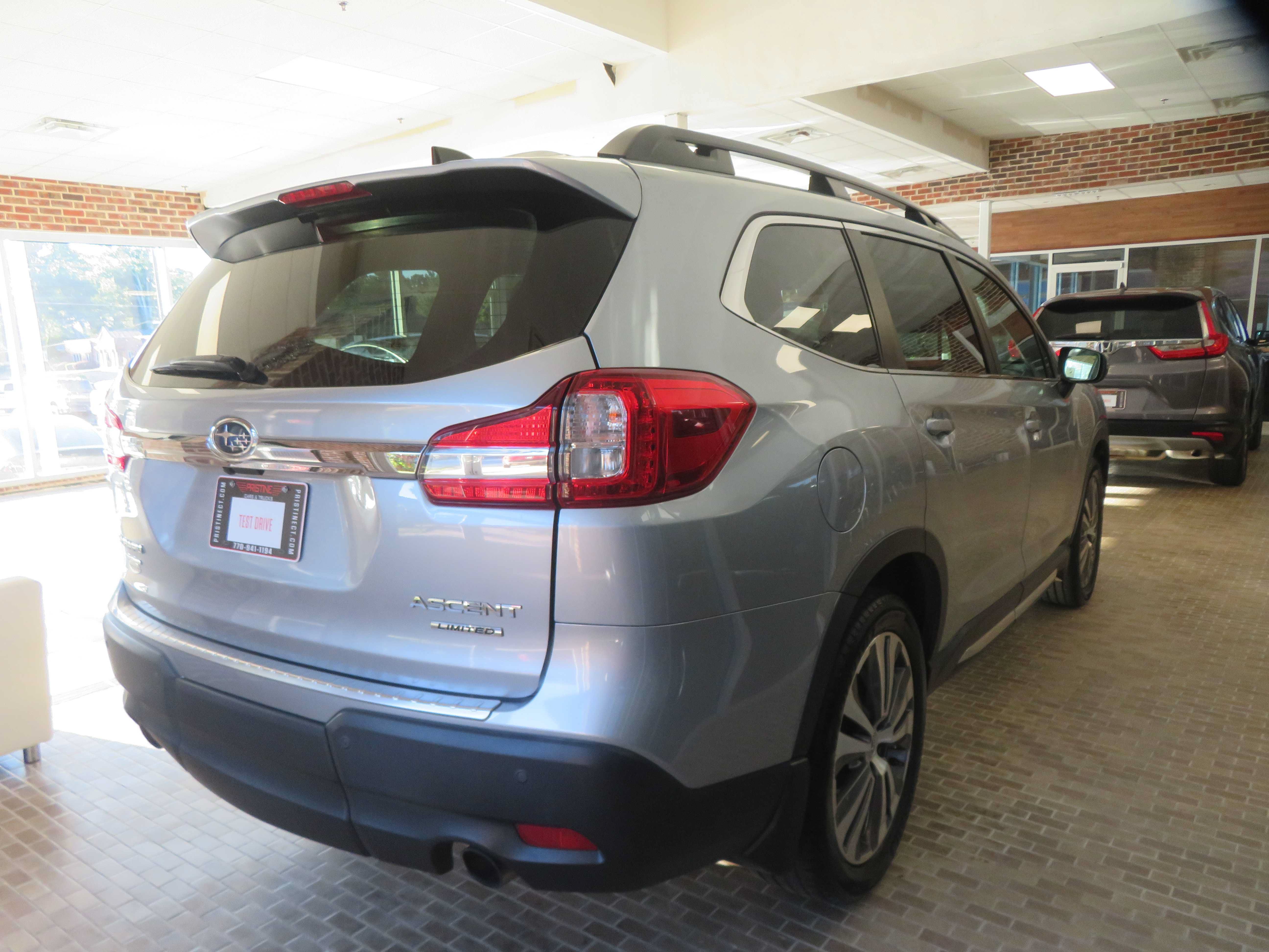 Used 2021 Subaru Ascent Limited w/ Technology Package AWD/4WD image 4