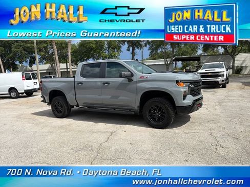 Used 2024 Chevrolet Silverado 1500 Custom Trail Boss AWD/4WD image 17