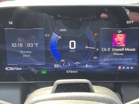 Used 2024 Chevrolet Equinox EV RS AWD/4WD image 18