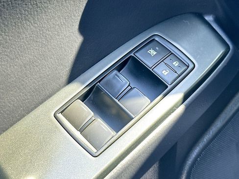 Used 2023 Lexus GX 460 Premium image 19