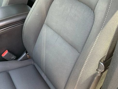 Used 2019 Chevrolet Colorado LT w/ LT Convenience Package RWD image 12