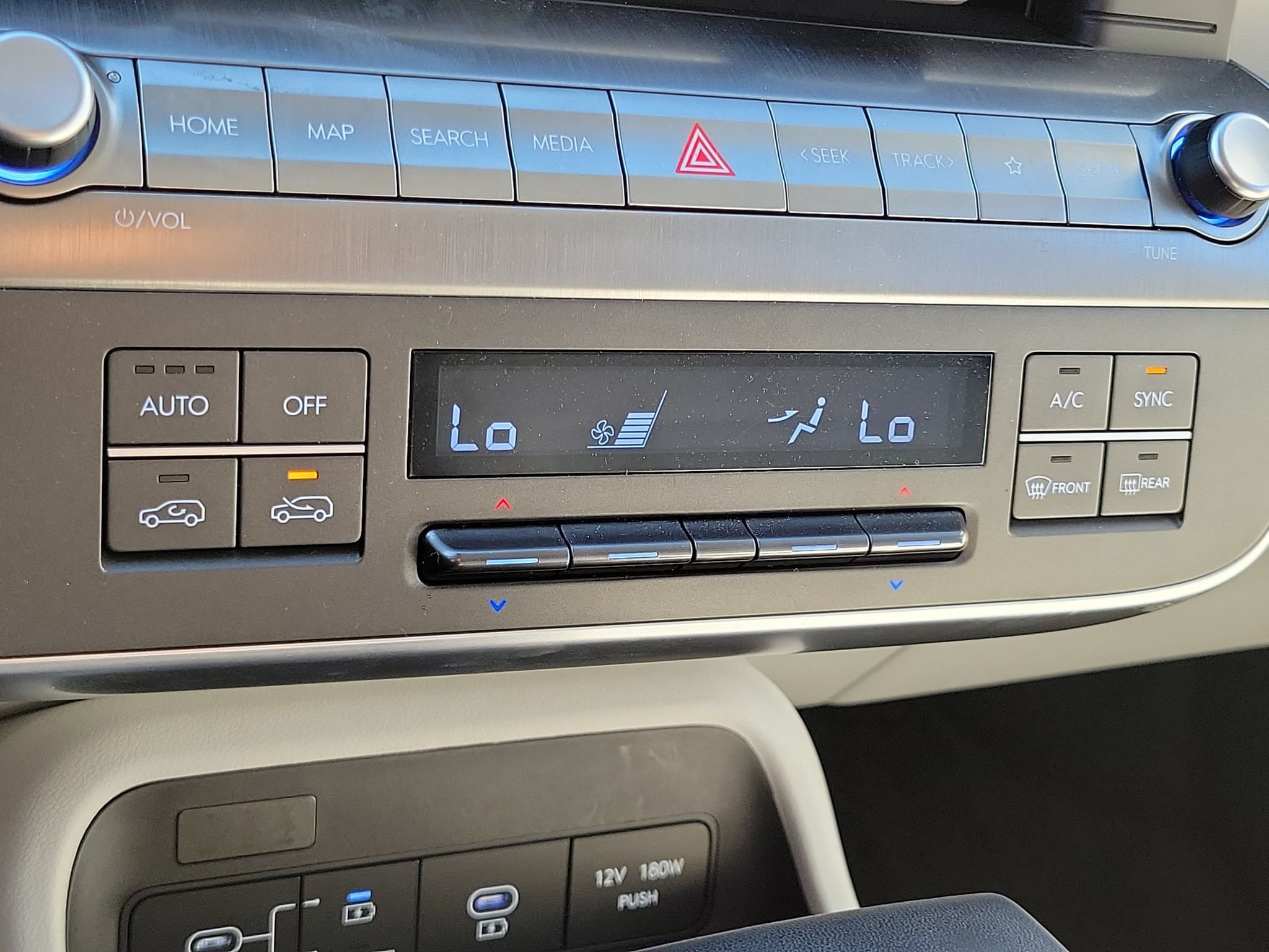 Used 2025 Hyundai Kona SEL AWD/4WD image 19