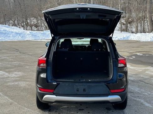 Used 2025 Chevrolet TrailBlazer LT image 7