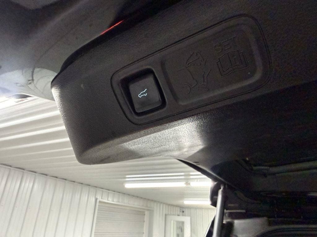 Used 2019 Ford Expedition Max Limited AWD/4WD image 32