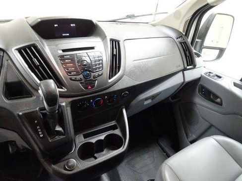 Used 2019 Ford Transit 150 130 Medium Roof RWD image 30
