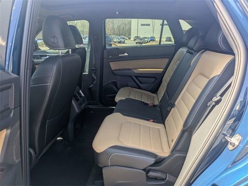 Used 2023 Volkswagen Atlas Cross Sport SEL Premium R-Line image 15