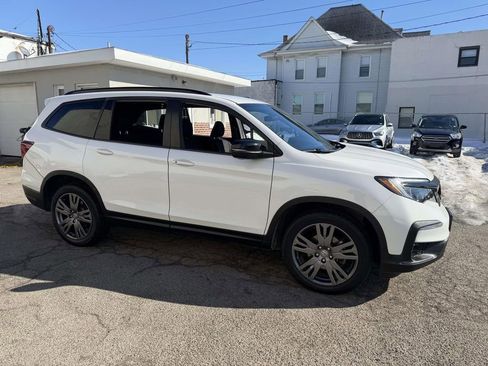 Used 2022 Honda Pilot Sport image 11