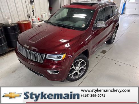 Used 2019 Jeep Grand Cherokee Overland AWD/4WD image 36