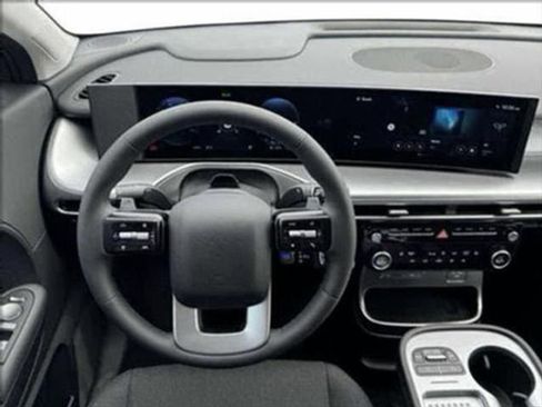 New 2026 Hyundai Ioniq 9 SE image 13