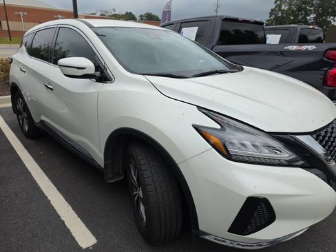 Used 2020 Nissan Murano S w/ Technology Package FWD image 1