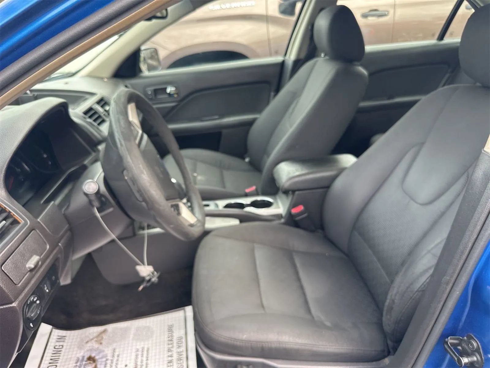 Used 2011 Ford Fusion SE w/ 202A Rapid Spec Order Code FWD image 3