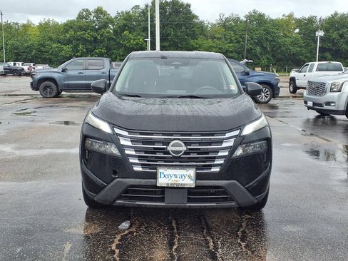 Used 2024 Nissan Rogue S FWD image 19