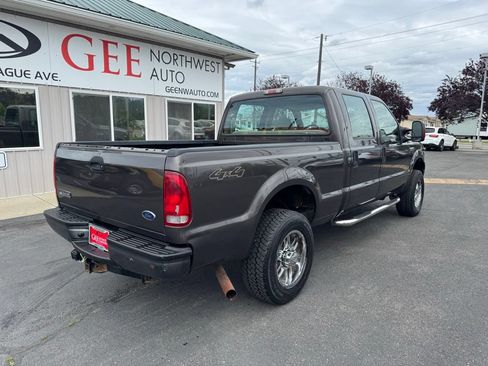 Used 2006 Ford F250 XL AWD/4WD image 3