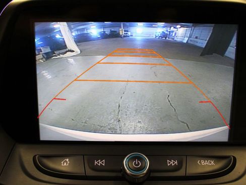 Used 2016 Chevrolet Camaro SS image 17