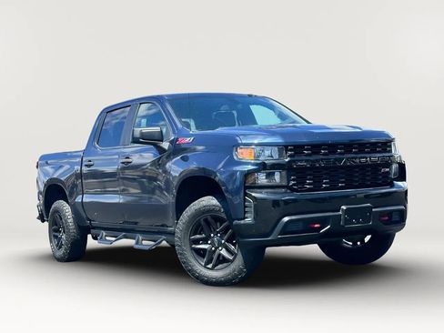 Used 2019 Chevrolet Silverado 1500 Custom Trail Boss w/ Custom Convenience Package AWD/4WD image 11