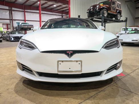 Used 2019 Tesla Model S 100D AWD/4WD image 13