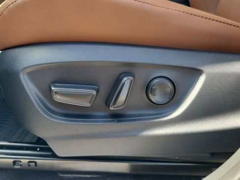 New 2026 Toyota Crown Signia AWD/4WD image 19