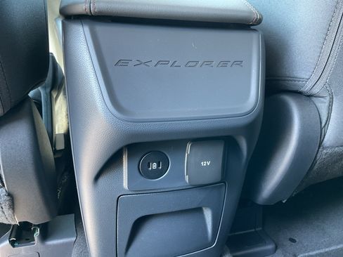 New 2026 Ford Explorer Active RWD image 25