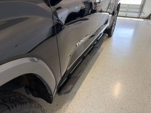 Used 2022 Toyota Tundra Limited w/ Power Package AWD/4WD image 10