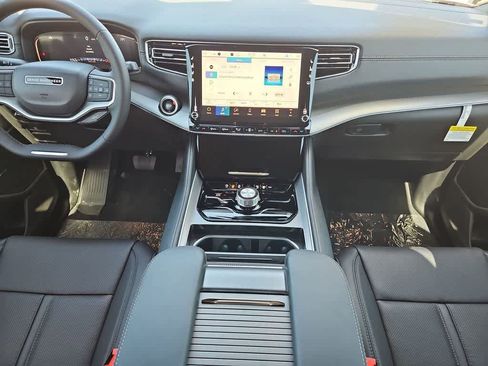 New 2026 Jeep Grand Wagoneer Limited AWD/4WD image 16