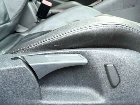 Used 2014 Volkswagen GTI Driver's Edition image 38