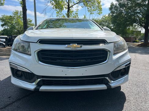 Used 2016 Chevrolet Cruze LT w/ RS Package FWD image 10