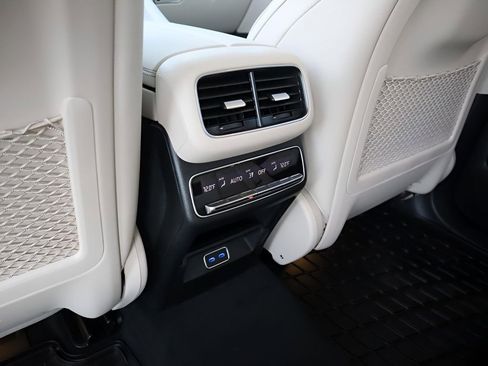 New 2026 Mercedes-Benz GLE 450 4MATIC image 22